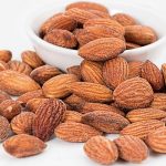 almonds-1768792_640